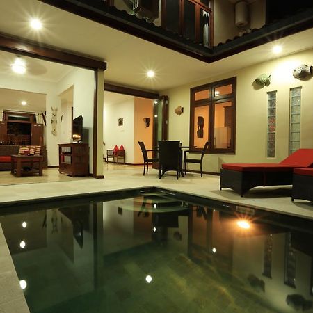 كوتا Bali Holiday Villas Kuta الغرفة الصورة