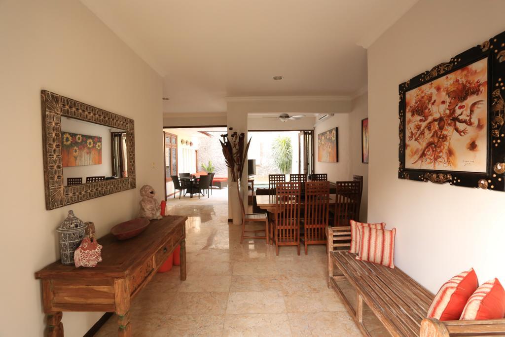 كوتا Bali Holiday Villas Kuta الغرفة الصورة