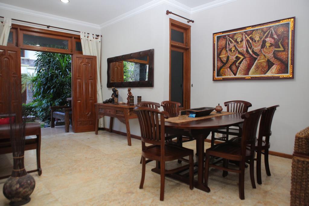 كوتا Bali Holiday Villas Kuta الغرفة الصورة
