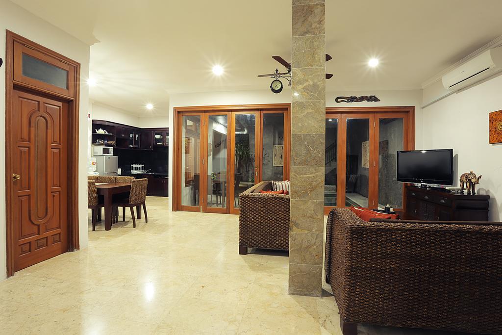 كوتا Bali Holiday Villas Kuta الغرفة الصورة
